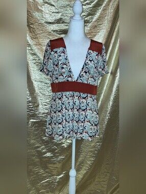Fossil Floral V-Neck Top with Rust Trim